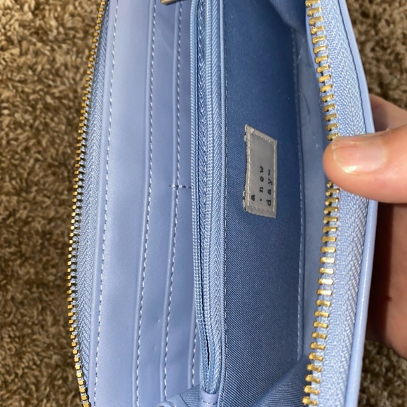 Blue Wallet - Picture 3 of 4